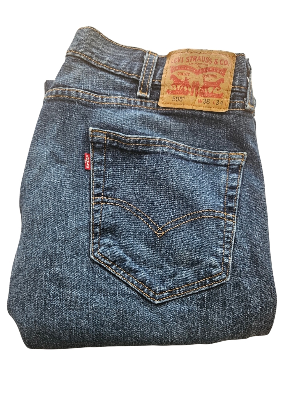 Levis Men 505 Regular Fit Straight Leg Classic Medium Wash Jeans 38x34 (38x33.5)